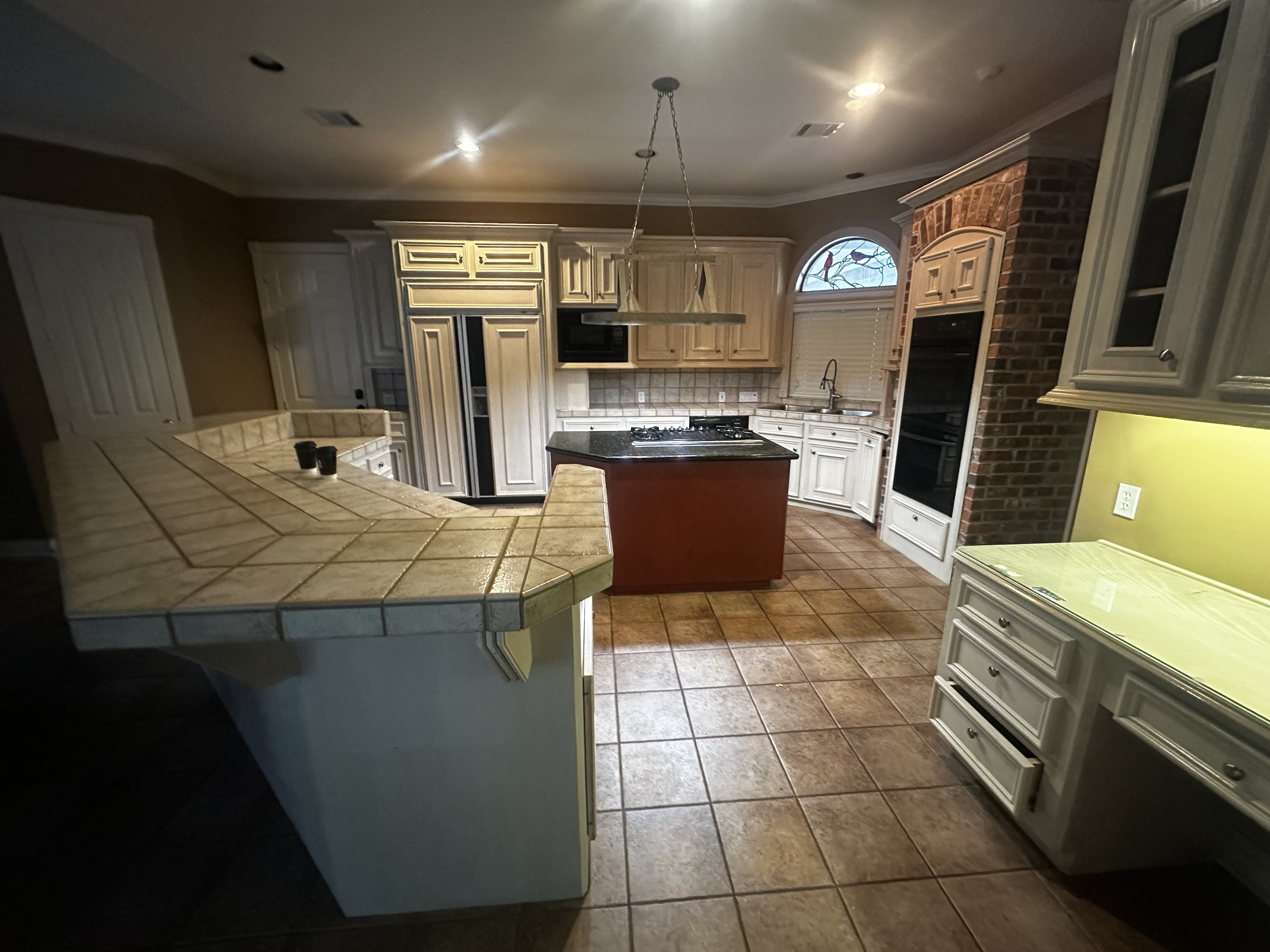Flooring by Moe Kh